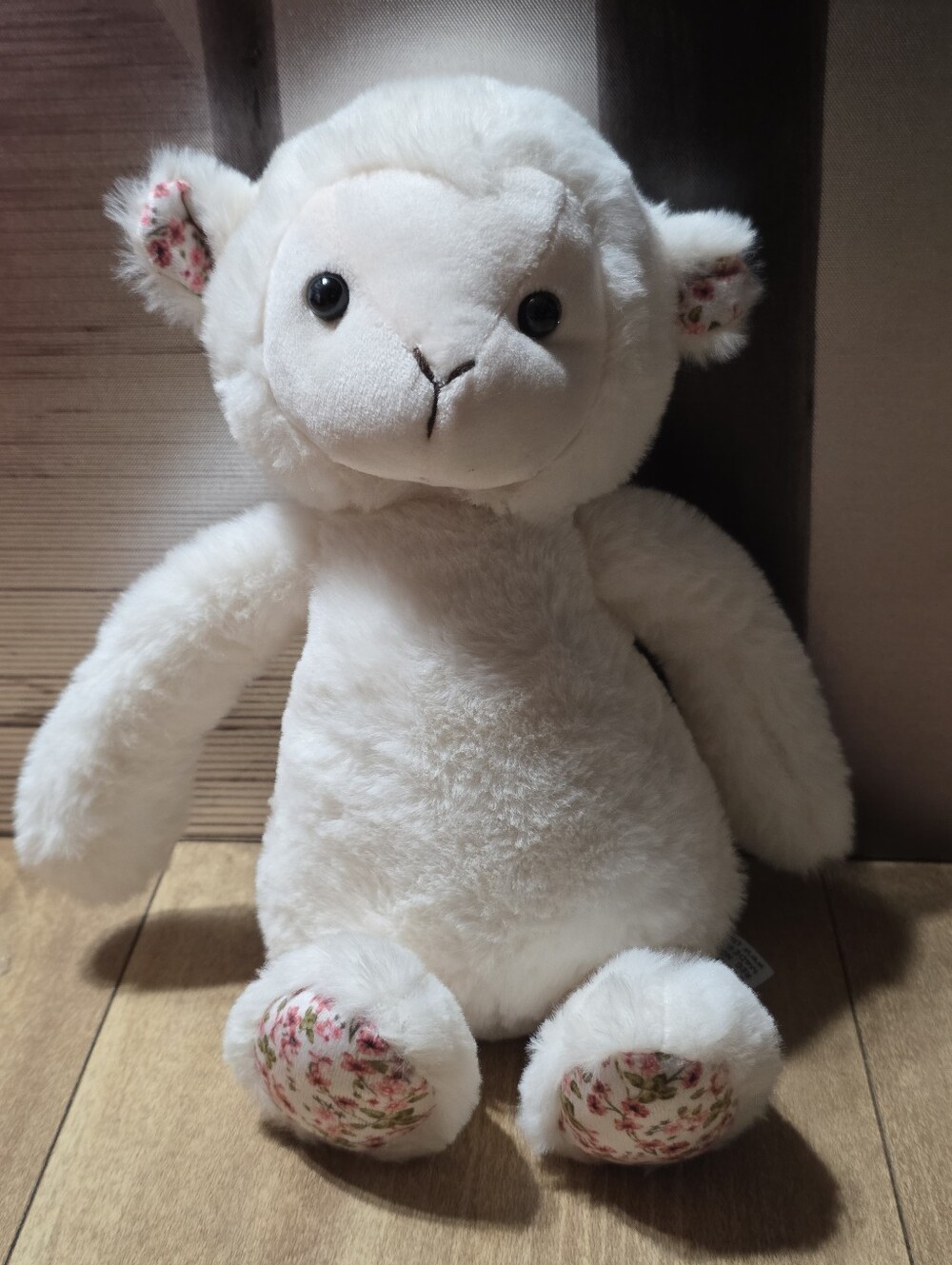 Luxe Pals Linzy Toys Plush White Lamb Stuffed Animal - Soft Floral Paw Details